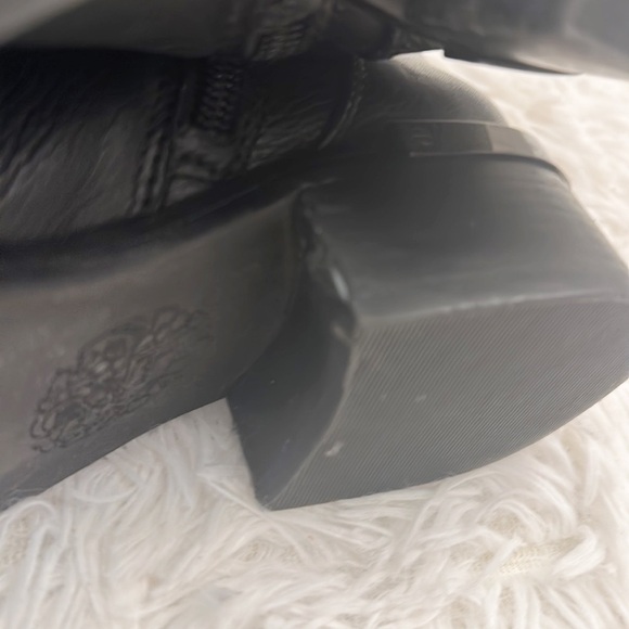 Vince Camuto Welton Mid Calf Quilt Riding boots buckle women size 7 - Picture 7 of 7